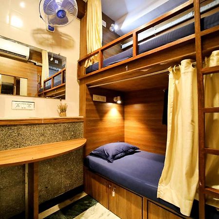 Maple Social Hubz-Hostel 孟买 外观 照片