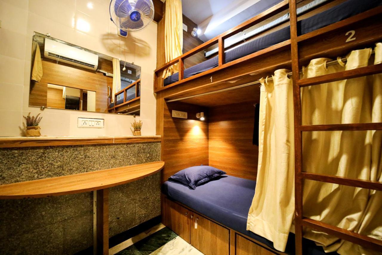 Maple Social Hubz-Hostel 孟买 外观 照片