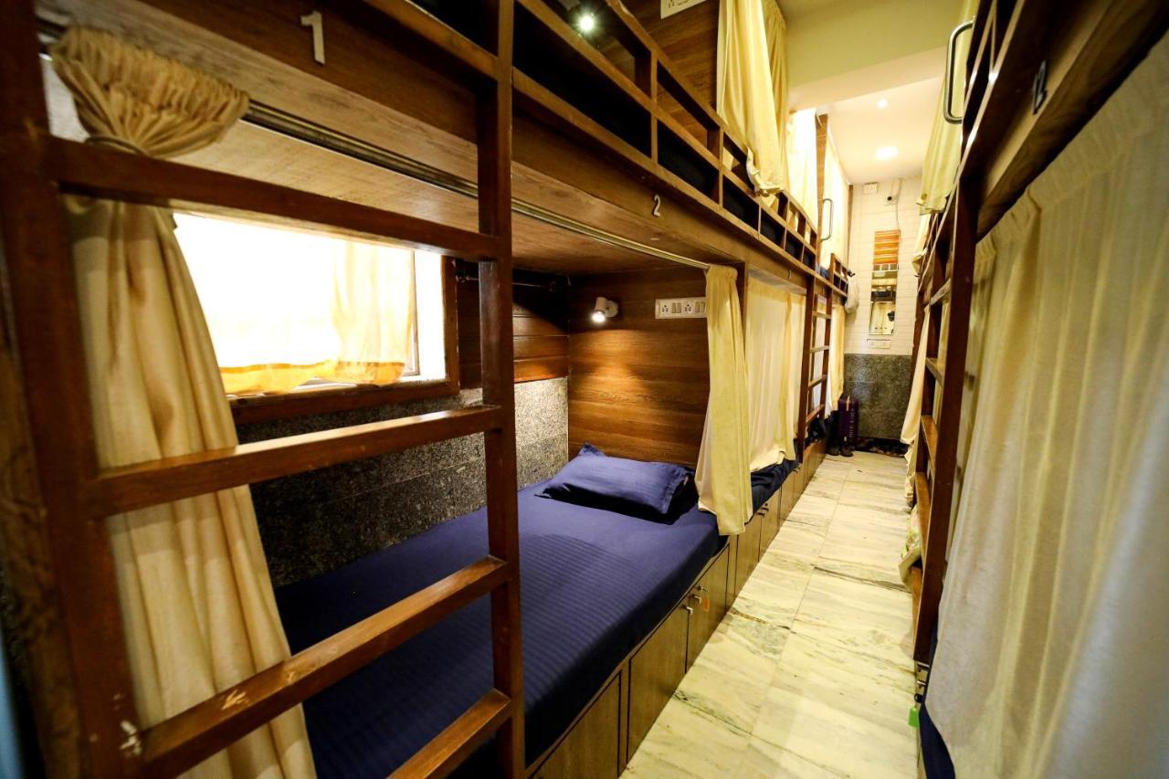 Maple Social Hubz-Hostel 孟买 外观 照片