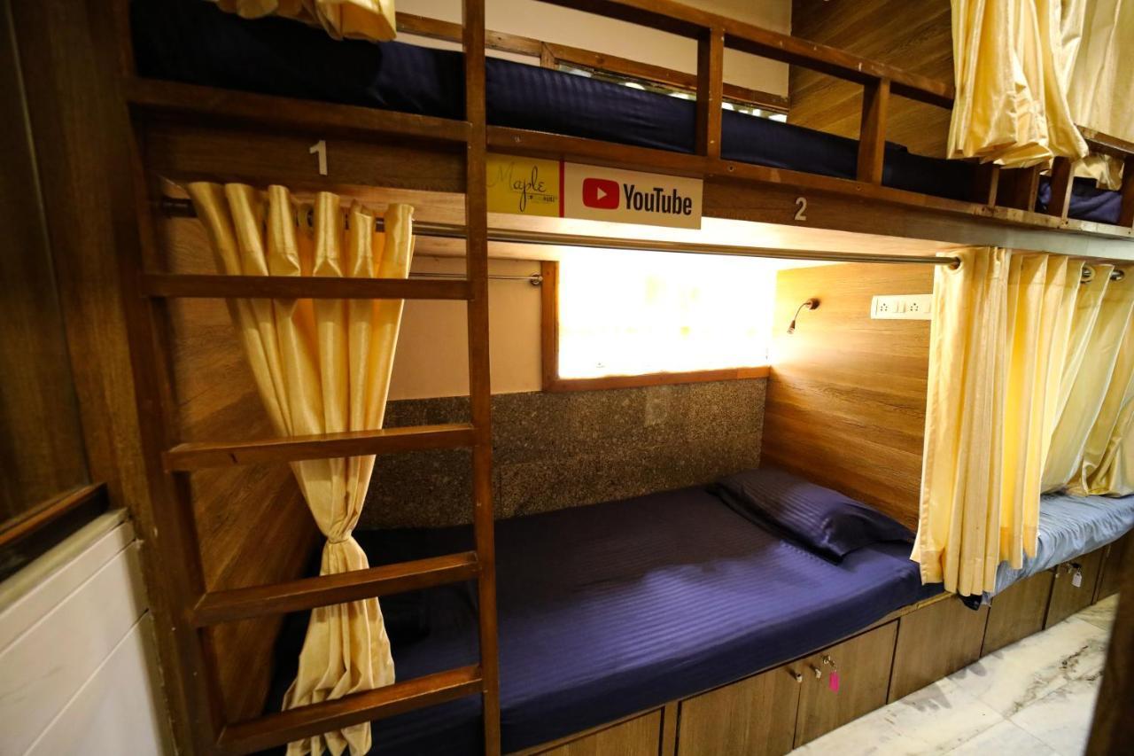 Maple Social Hubz-Hostel 孟买 外观 照片